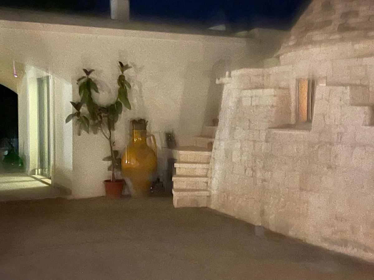 La Valle Dei Trulli Relais マルティナ・フランカ エクステリア 写真